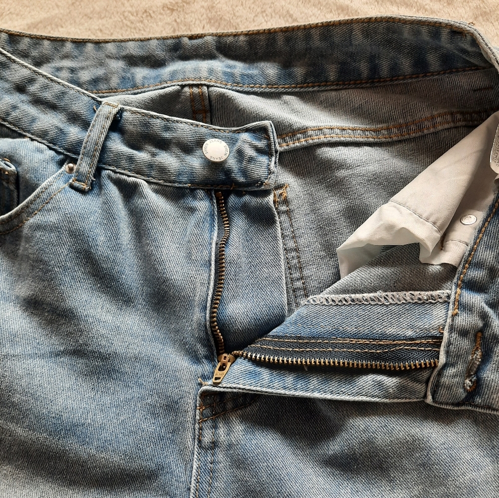 Wide Leg Blue Jeans Mega Cuff By Shein Size 28/30 Mid-High Rise Light Wash - Picture 11 of 14